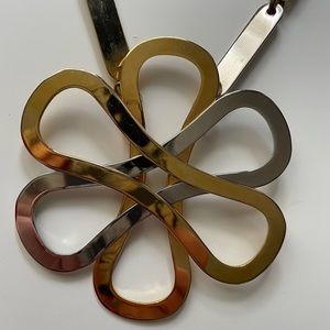 Huge Vintage Metal 1960’s Necklace.